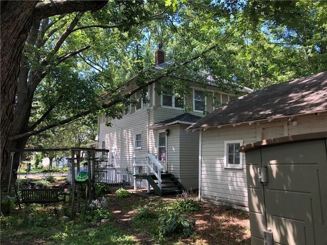 Building Photo - 211 Coover Ave