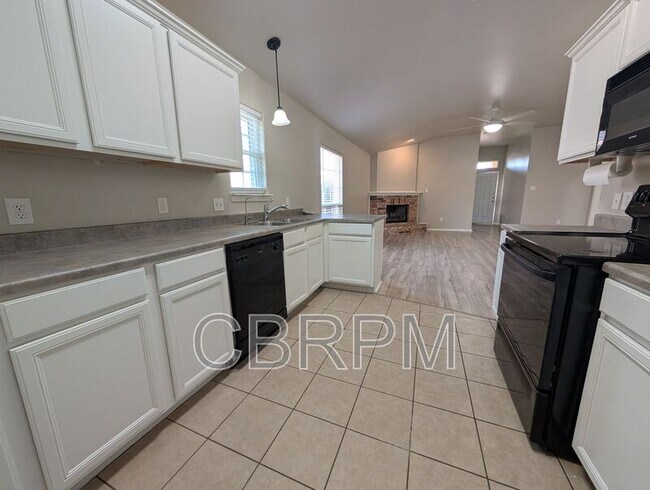 Foto del edificio - 6551 85th St