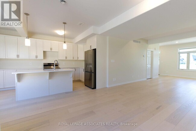 Building Photo - 84 Riverstone Wy