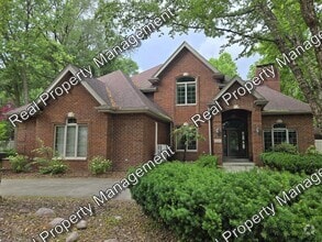Building Photo - 8340 Beech Ave