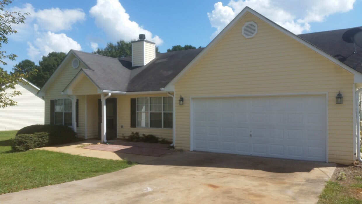 300 Mcgiboney Pl, Covington, GA 30016 House Rental in Covington, GA