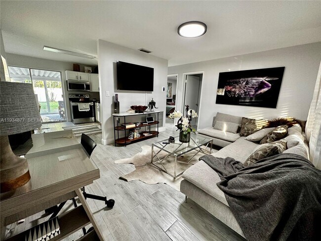 Foto del edificio - 397 NW 48th Ct