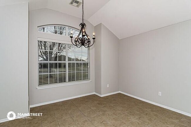 Foto del edificio - 8113 GREER WAY, OKLAHOMA CITY, OK 73132