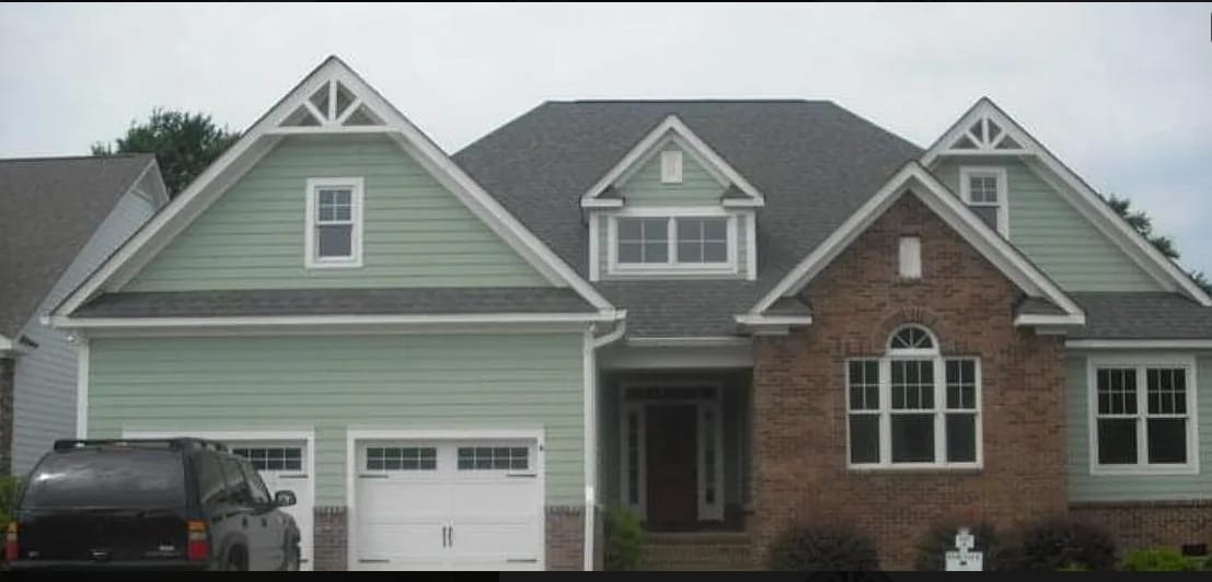 Primary Photo - 4 Orchard Cir