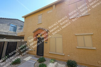 Building Photo - 2150 W Alameda Rd