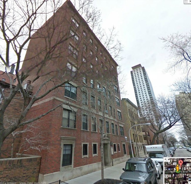Foto del edificio - 426 W Briar Pl