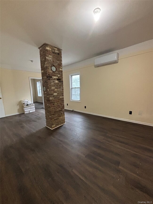 Foto del edificio - 248 Sommerville Pl
