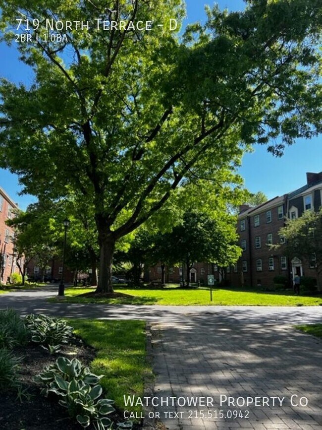 Building Photo - ?Available Now - Cozy 2BR with outdoor space
