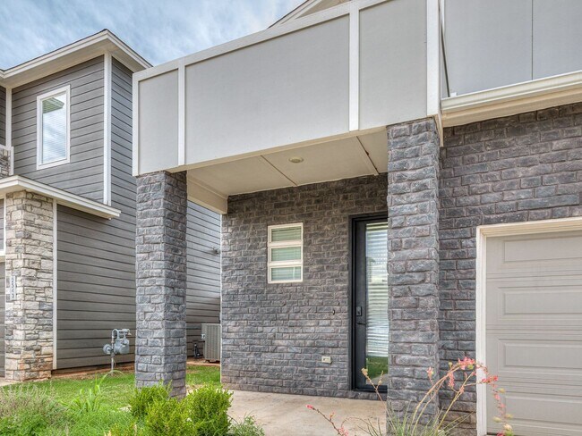 Foto del edificio - Beautiful New Construction Home in Edmond/Oklahoma City