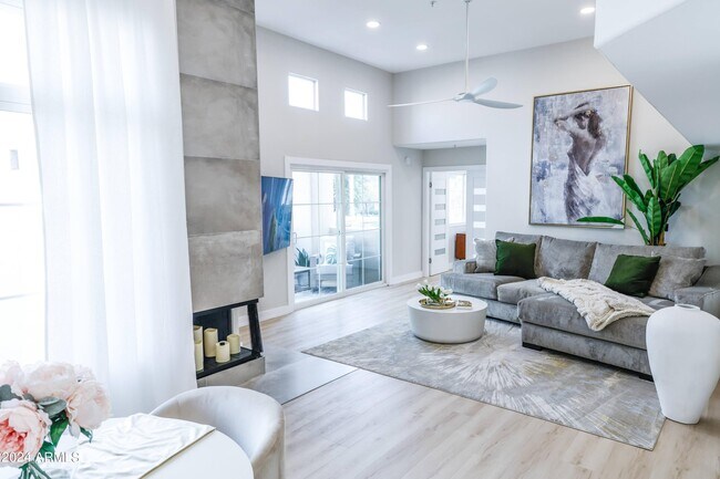 Foto del edificio - 11333 N 92nd St