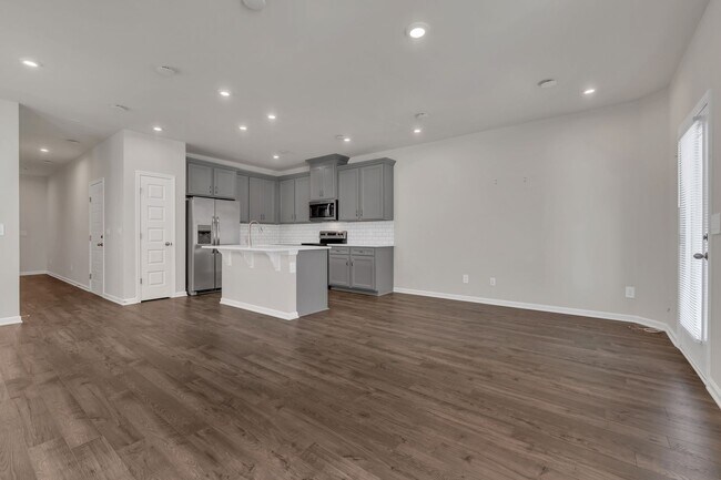 Foto del edificio - 3 bed/2.5 bath townhome in Tulip Hills wit...
