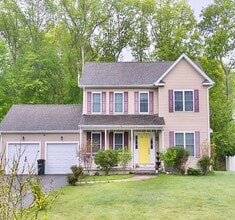 Building Photo - 18 Boulder Dr