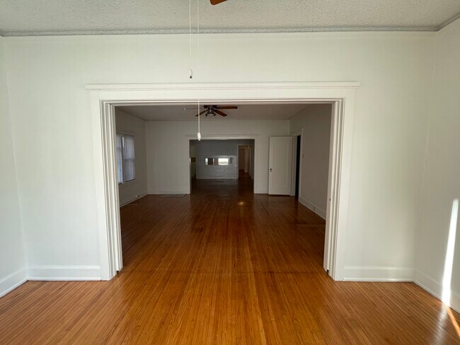 Building Photo - 1217 E Ocean Blvd