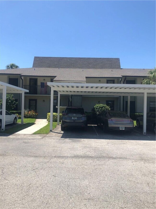 Foto del edificio - 18 Plantation Dr