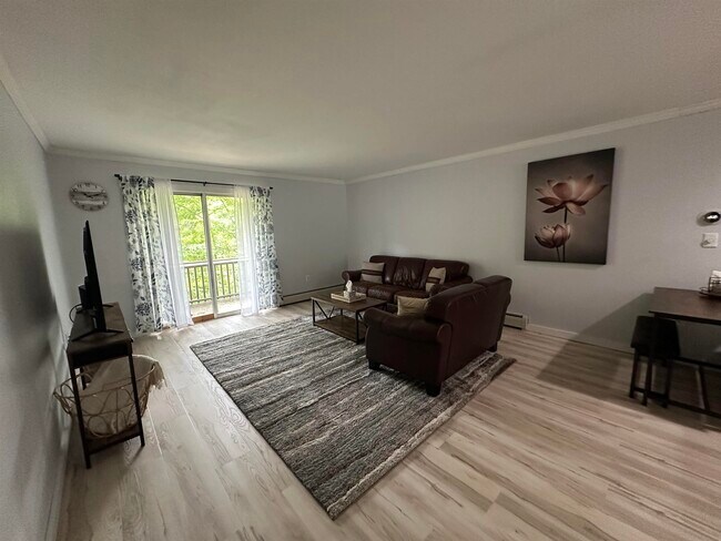 Foto del edificio - 60 Brookside Dr