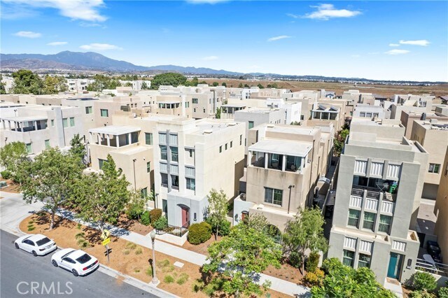 Building Photo - 291 Carmine