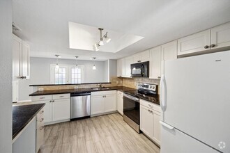 Building Photo - 5005 Georgi Ln