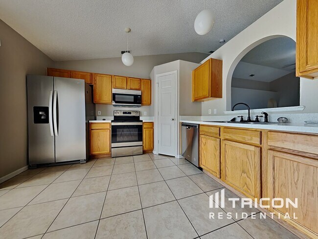 Building Photo - 11621 Ivy Flower Loop Riverview FL