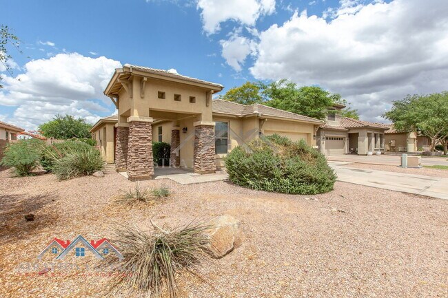 Foto del edificio - 3068 E Ravenswood Dr