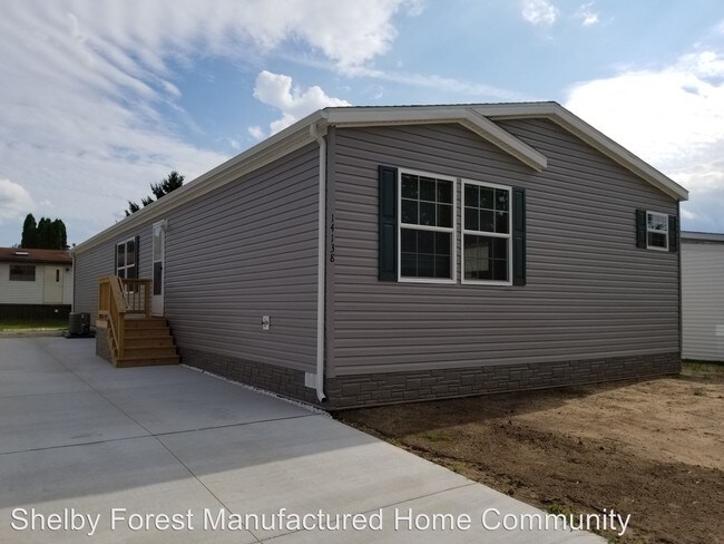 Building Photo - 13955 Bronte Dr