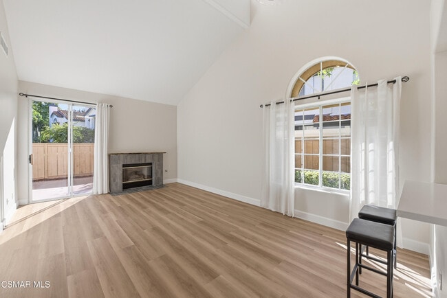 Building Photo - 4822 Parma Dr