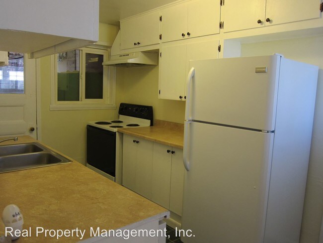 Building Photo - 2190 Branstetter Ln