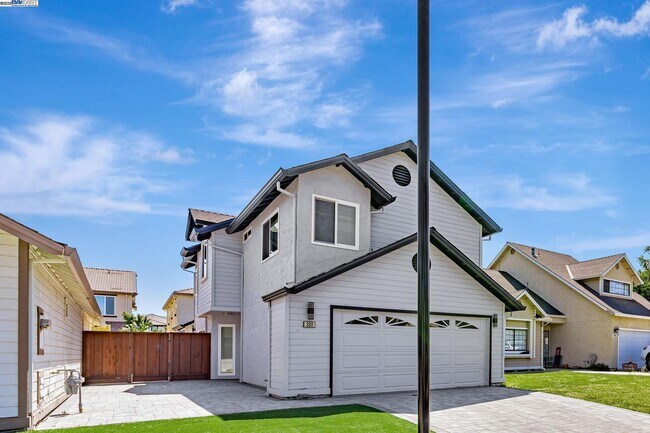 Foto del edificio - 390 Grovewood Loop N