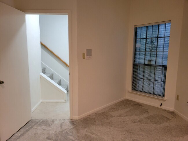 Building Photo - 3909 Rawlins St