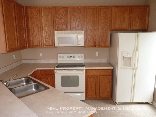 Building Photo - 2001 Brancaster Cir