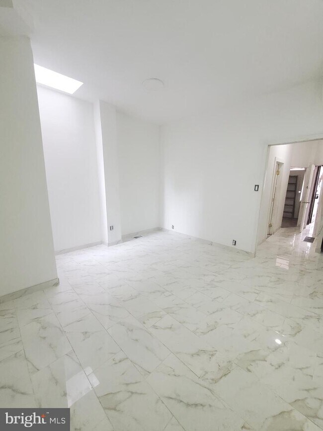 Building Photo - 1317 N 56th St