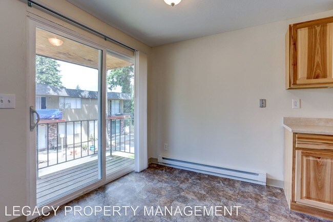 Foto del edificio - 2631-2631 SE 111th Ave