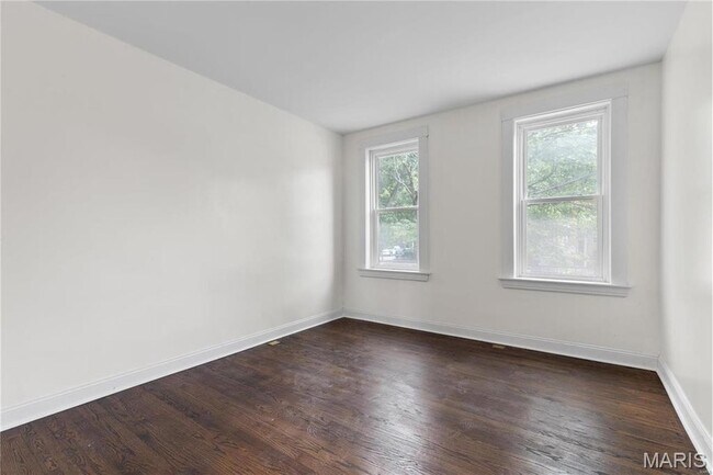 Foto del edificio - 6445 S Kingshighway Blvd
