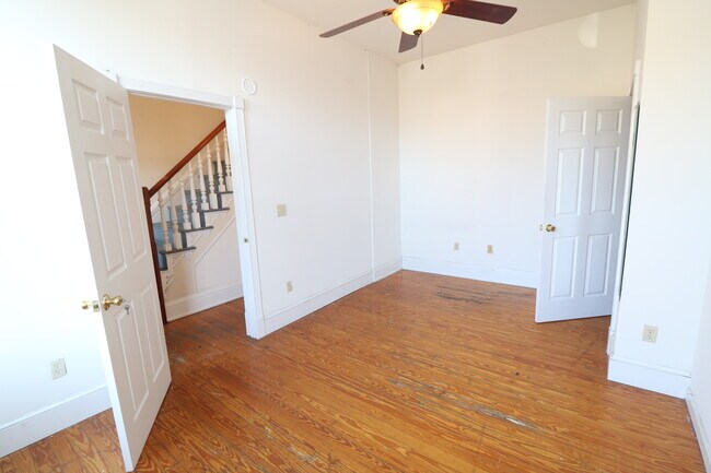 Foto del edificio - 52 W McMillan St