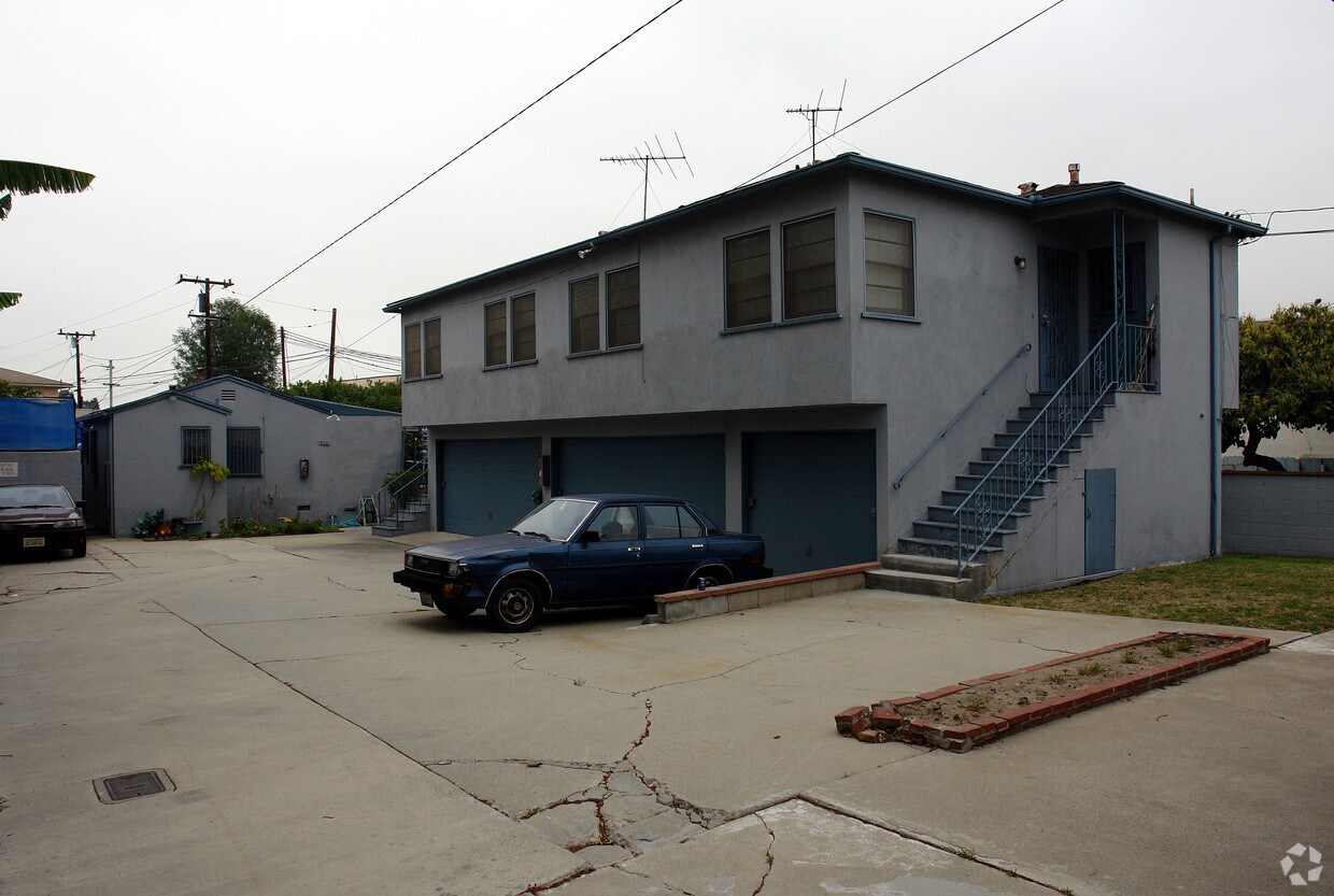 Building Photo - 458-460 Edgewood St