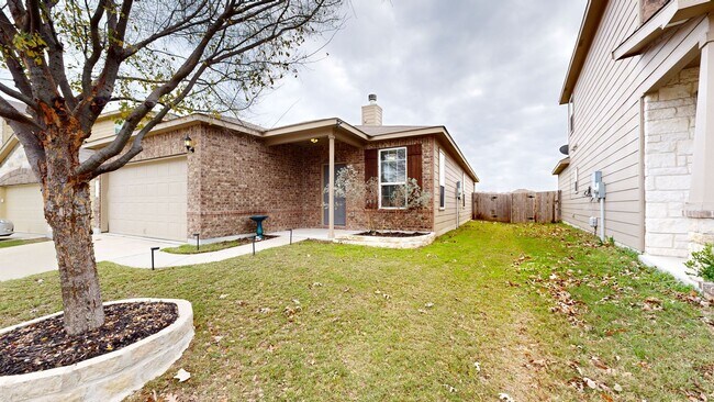 Building Photo - Cozy Home in Yowell Ranch 2 pools, splash ...