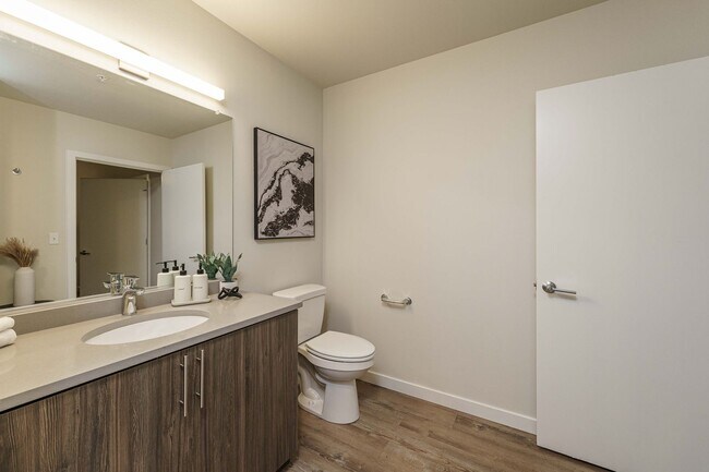 Interior Photo - The Woods on Marquam Hill
