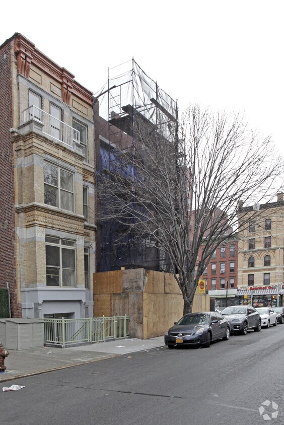 Building Photo - 303 W 123rd St