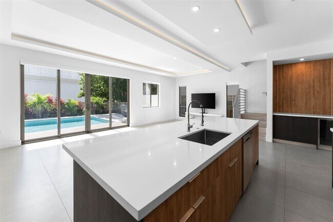 Foto del edificio - 828 SW 30th St