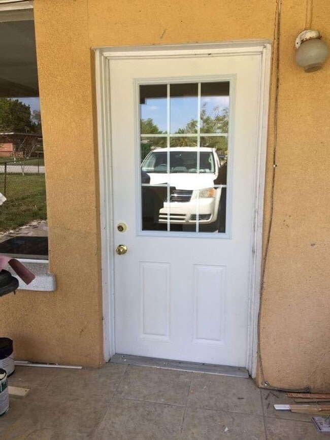 Foto del edificio - 2 bedroom 1 bath