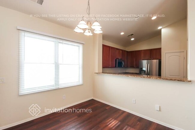 Foto del edificio - 4101 E Jasper Dr