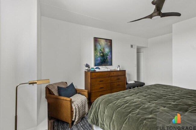 Foto del edificio - 3 bedroom in Chicago IL 60660
