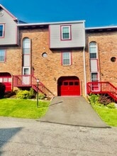 Building Photo - 2104 Timberglen Dr