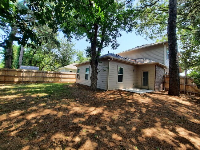 Building Photo - Coming Soon  in Irving