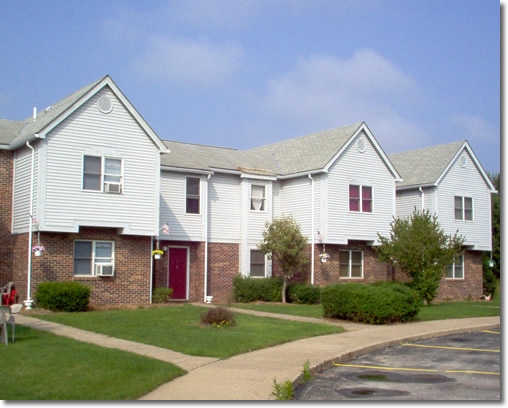 Primary Photo - Barclay Heights Apartments