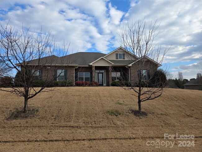 Foto del edificio - 119 Nesting Quail Ln