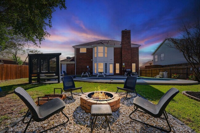 Foto del edificio - 6440 Knoll Ridge Dr