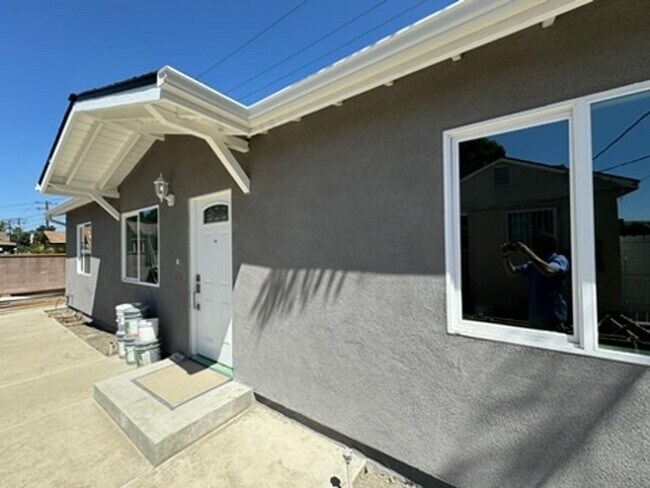 Building Photo - Beautiful 2 Bedroom in Norwalk