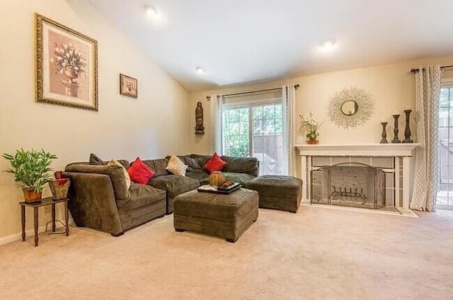 Foto del edificio - 10944 Northseal Sq