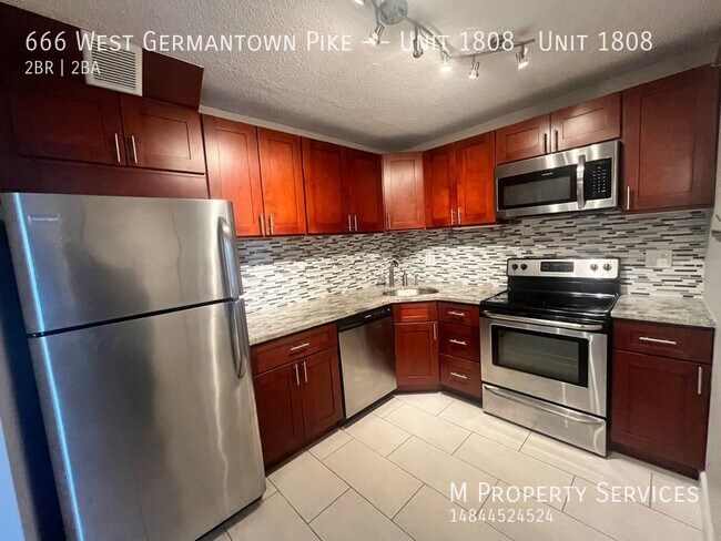 Foto del edificio - Spacious, Beautiful 2 Bedroom 2 Bath Condo...