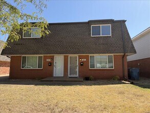 Building Photo - 2616 Elwood Dr